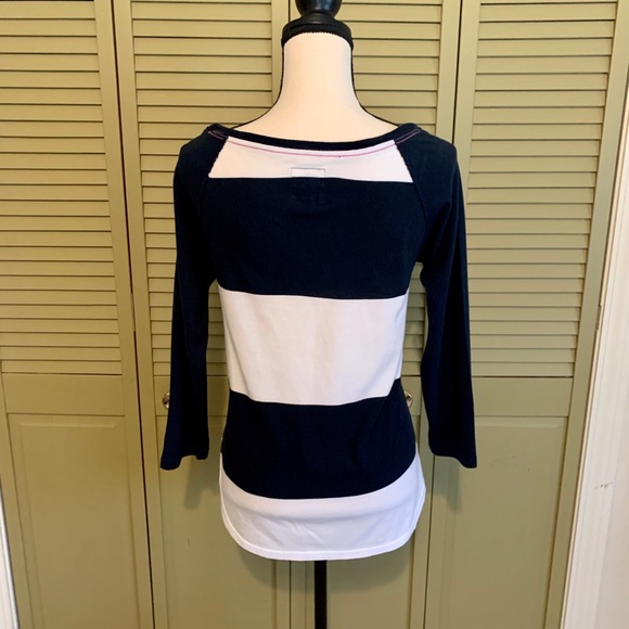 Hollister 3/4 True Navy/White Top - Picture 4 of 10